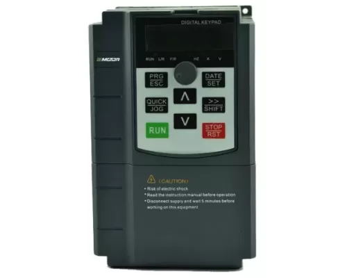 Частотный преобразователь BiMOTOR BIM-500A-0.7G-T4 (0,75 кВт 2,3 A 3ф 380 В) Частотный преобразователь BiMOTOR BIM-500A-0.7G-T4 (0,75 кВт 2,3 A 3ф 380 В)